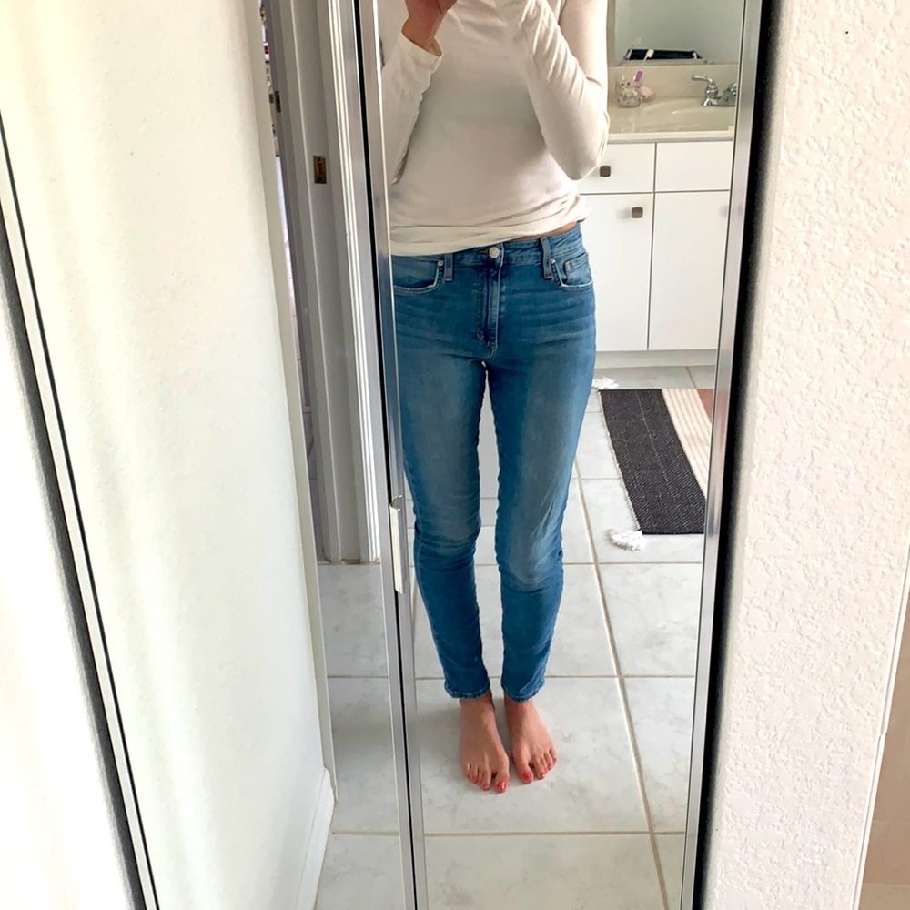 High Rise Skinny Jeans (JOE’S Jeans)